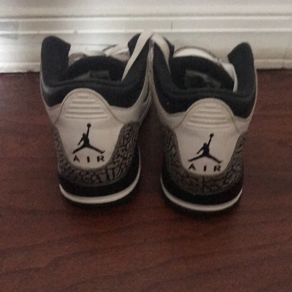 Jordan 3 Retro White Cement - Picture 3 of 4